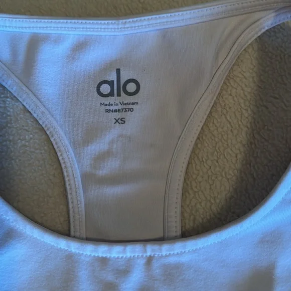 COPY - ALO XS white Tank top - Picture 5 of 7